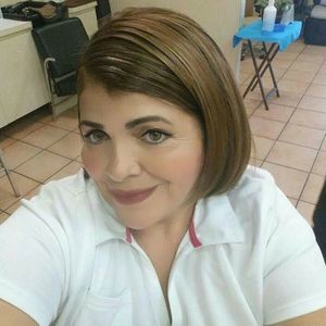 Meet your Posher, Delia